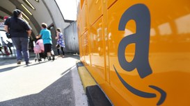 Amazon: dopo i droni, consegne rapide con i taxi.