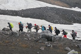 Praga, Venezia e Everest, il turistificio che avanza!