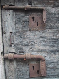 Troppi strumenti di sicurezza: vanno ridotti